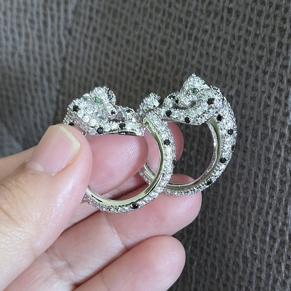 Cote d'Argent Circular Silver🤍 Cheetah Earrings - NWT - Picture 2 of 16